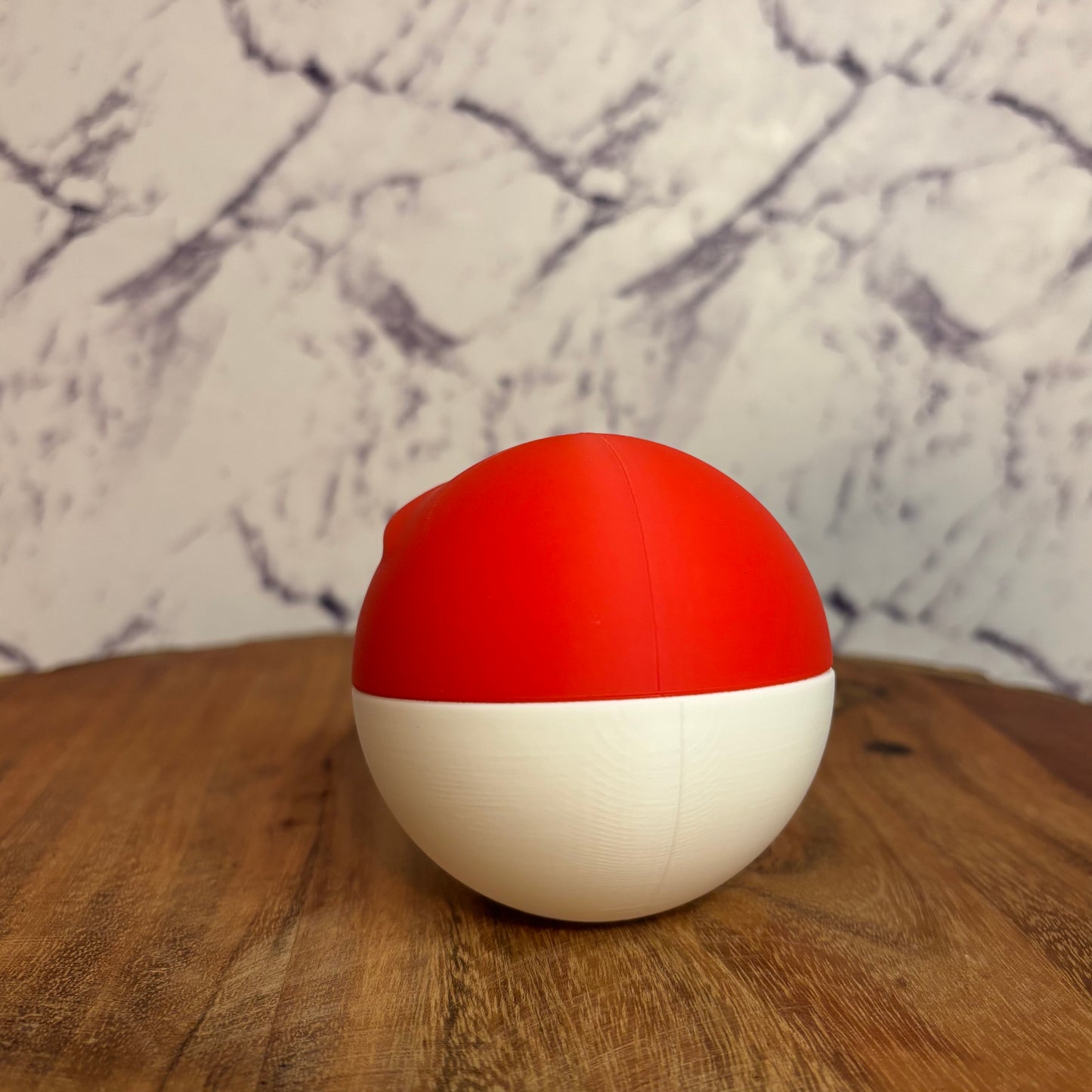 #0100 - Voltorb Ball