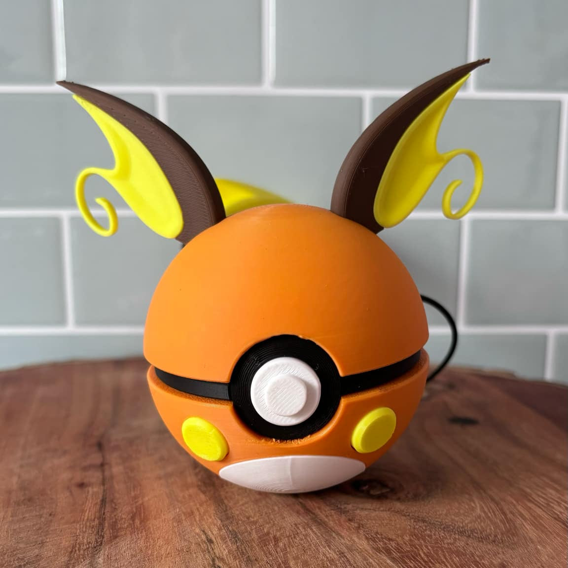 #0026 Raichu Ball