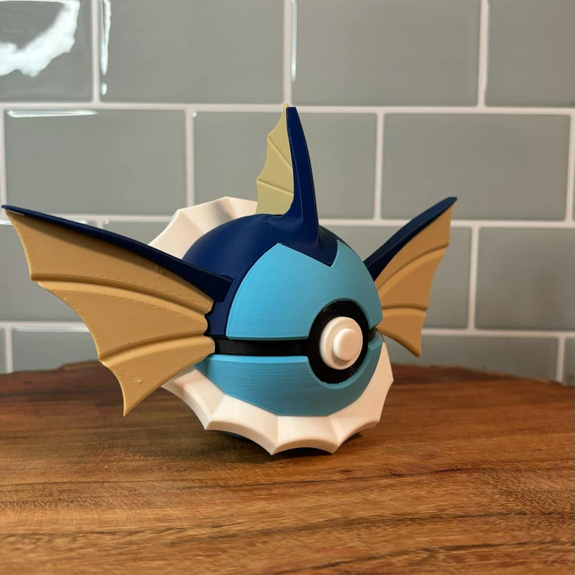 #0134 Vaporeon Ball