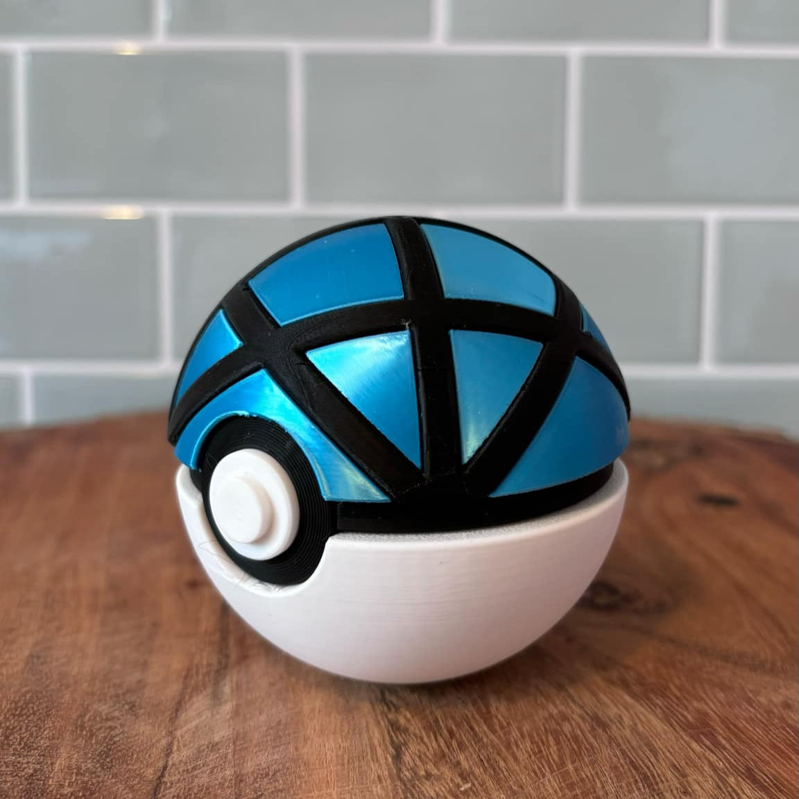 The Net Ball - Pokemon Poke Ball Collection