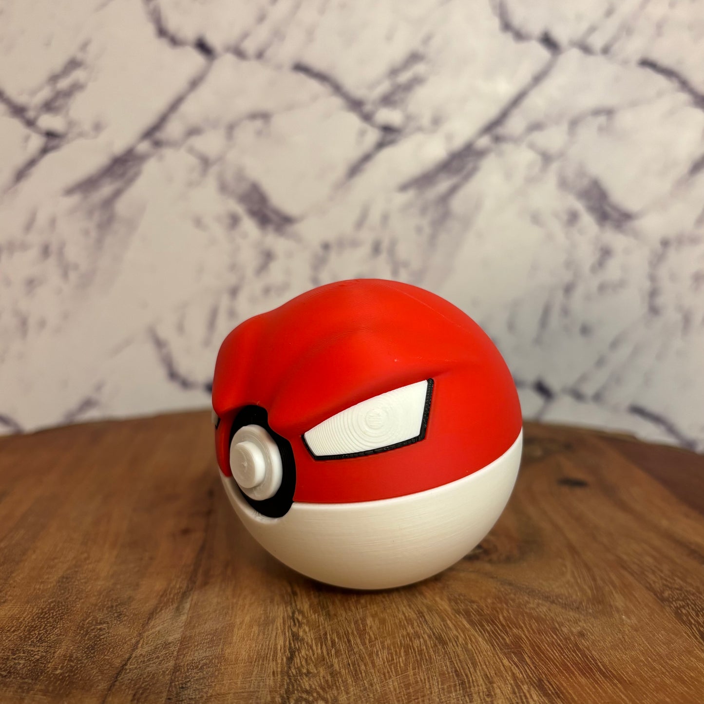 #0100 - Voltorb Ball