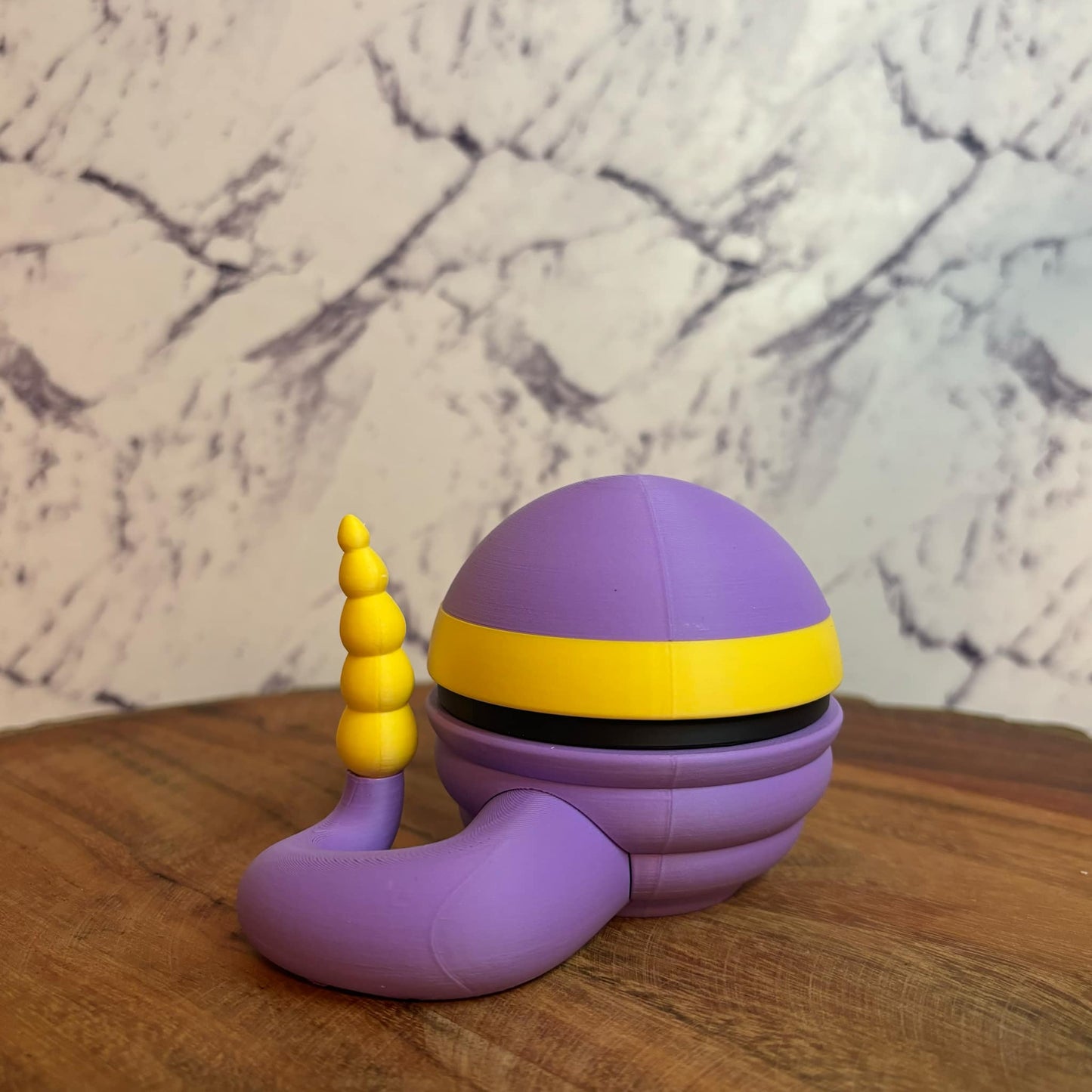 #0023 Ekans Ball
