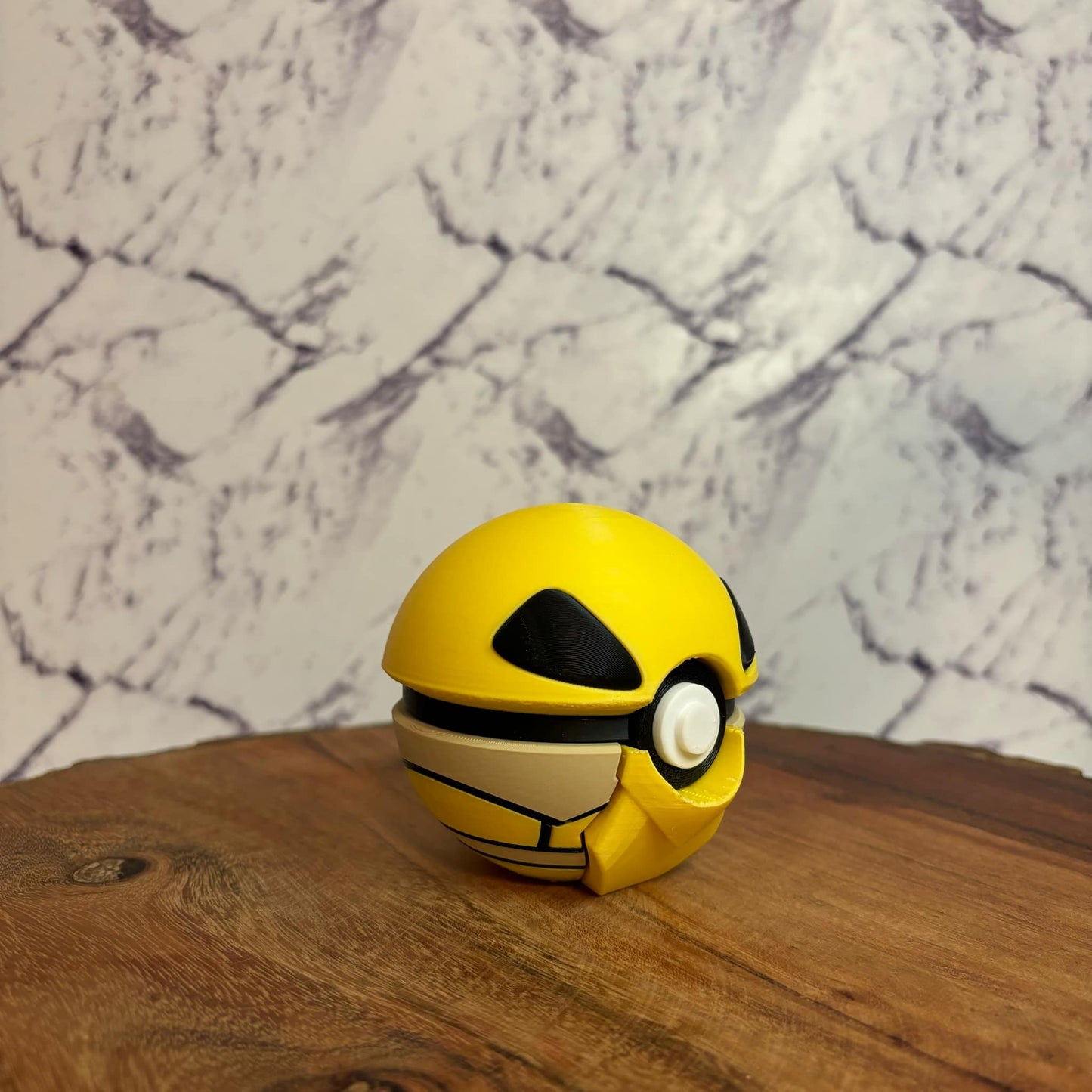 #0014 Kakuna Ball