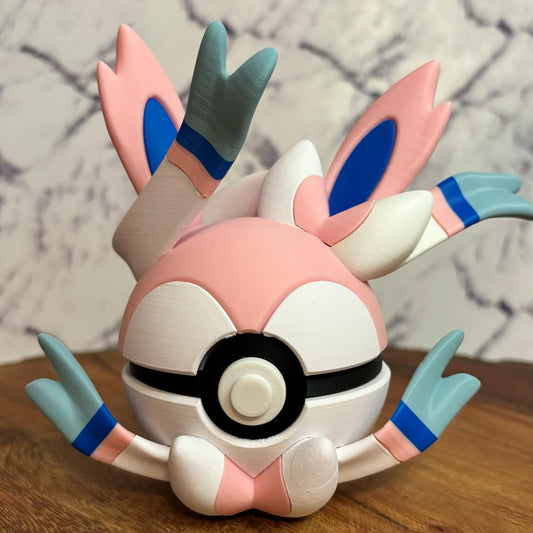 #0700 Sylveon Ball