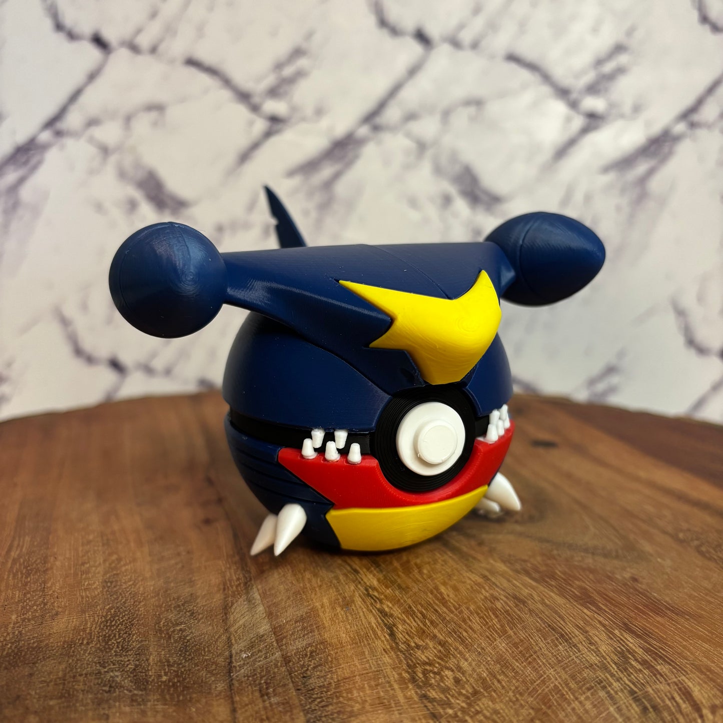 #0445 - Garchomp Ball