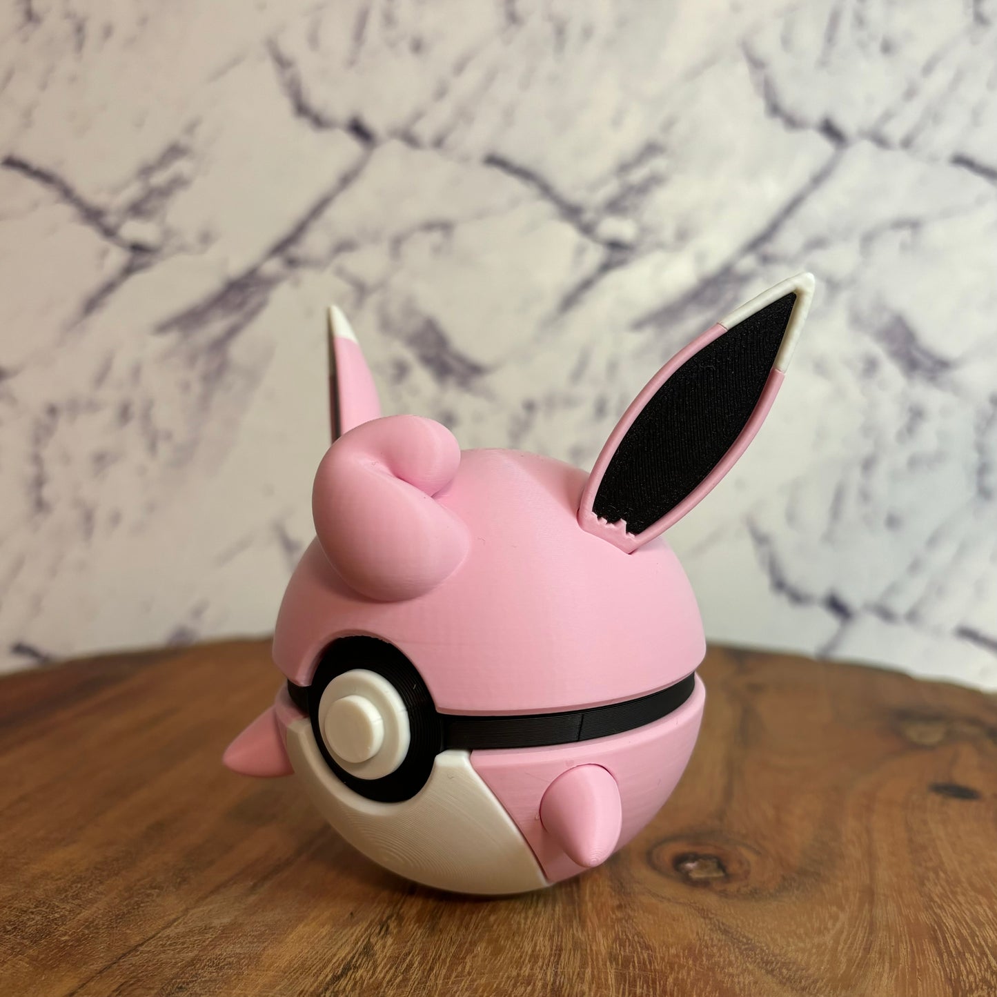 #0040 - Wigglytuff Ball