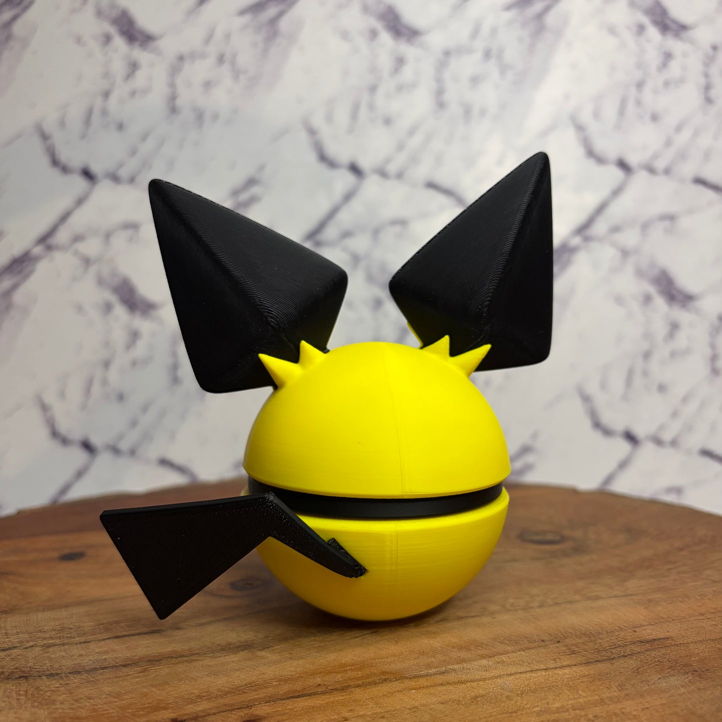 #0172 - Pichu Ball