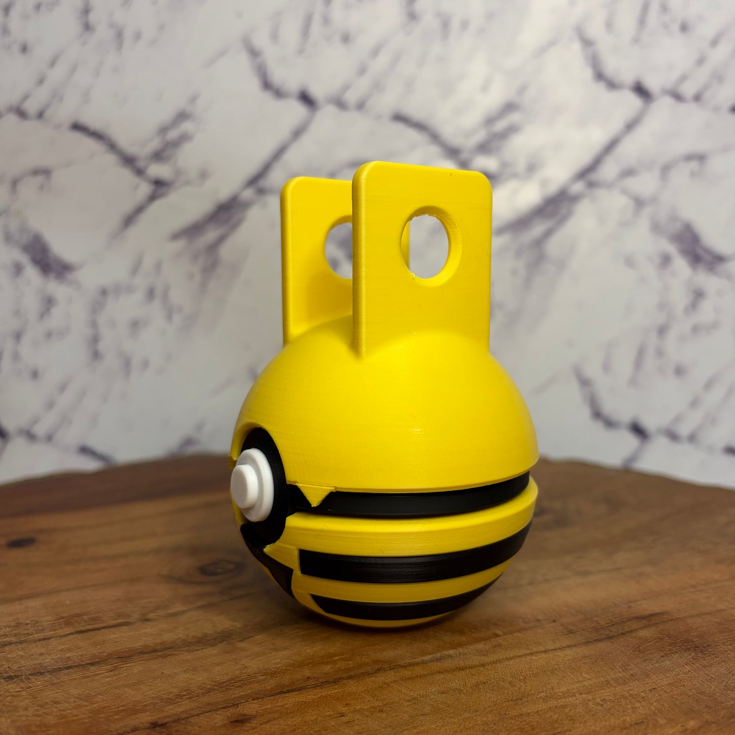 #0239 - Elekid Ball