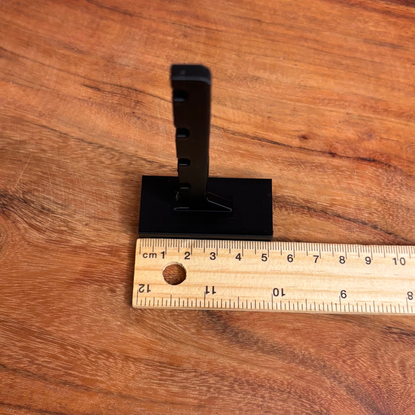 Modular Grid Hook Rack – 3D Printed