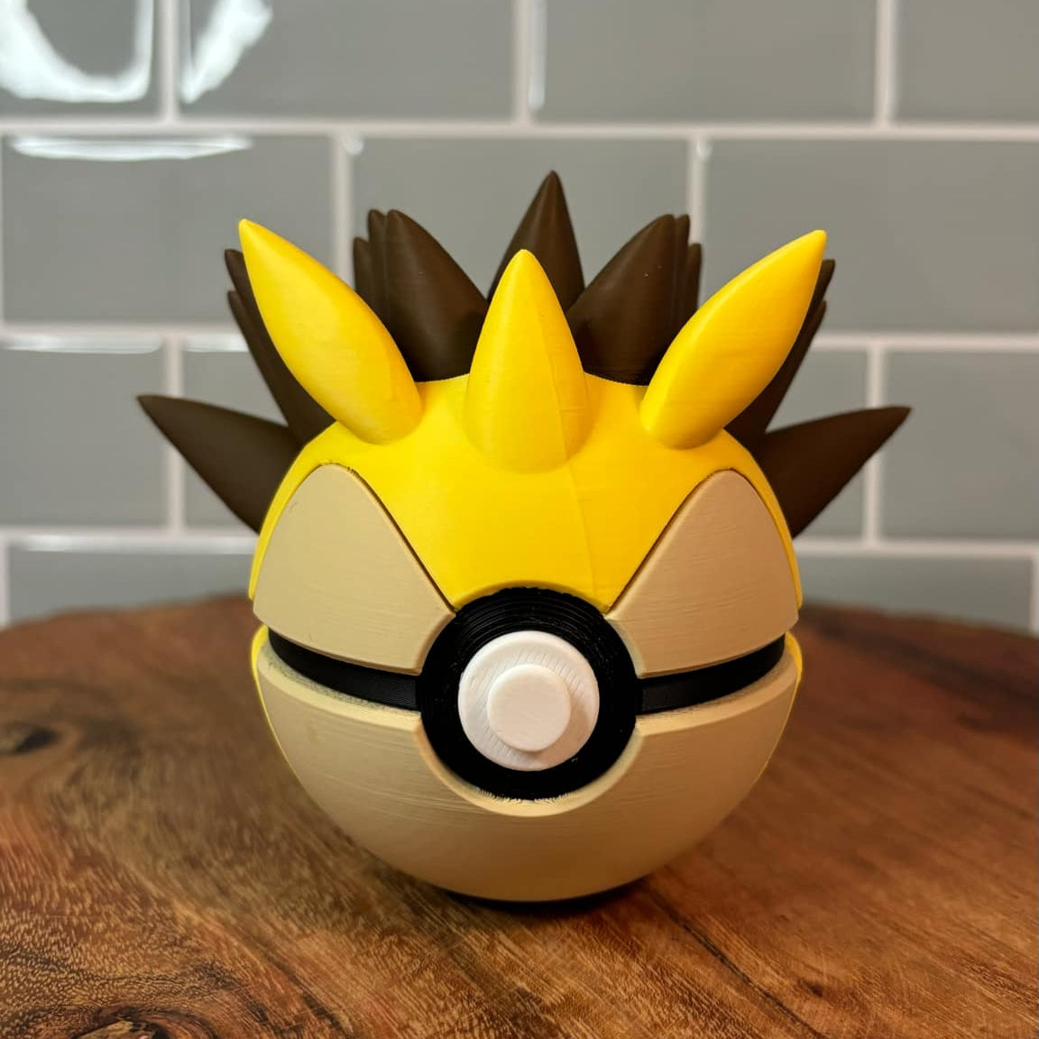 #0028 Sandslash Ball