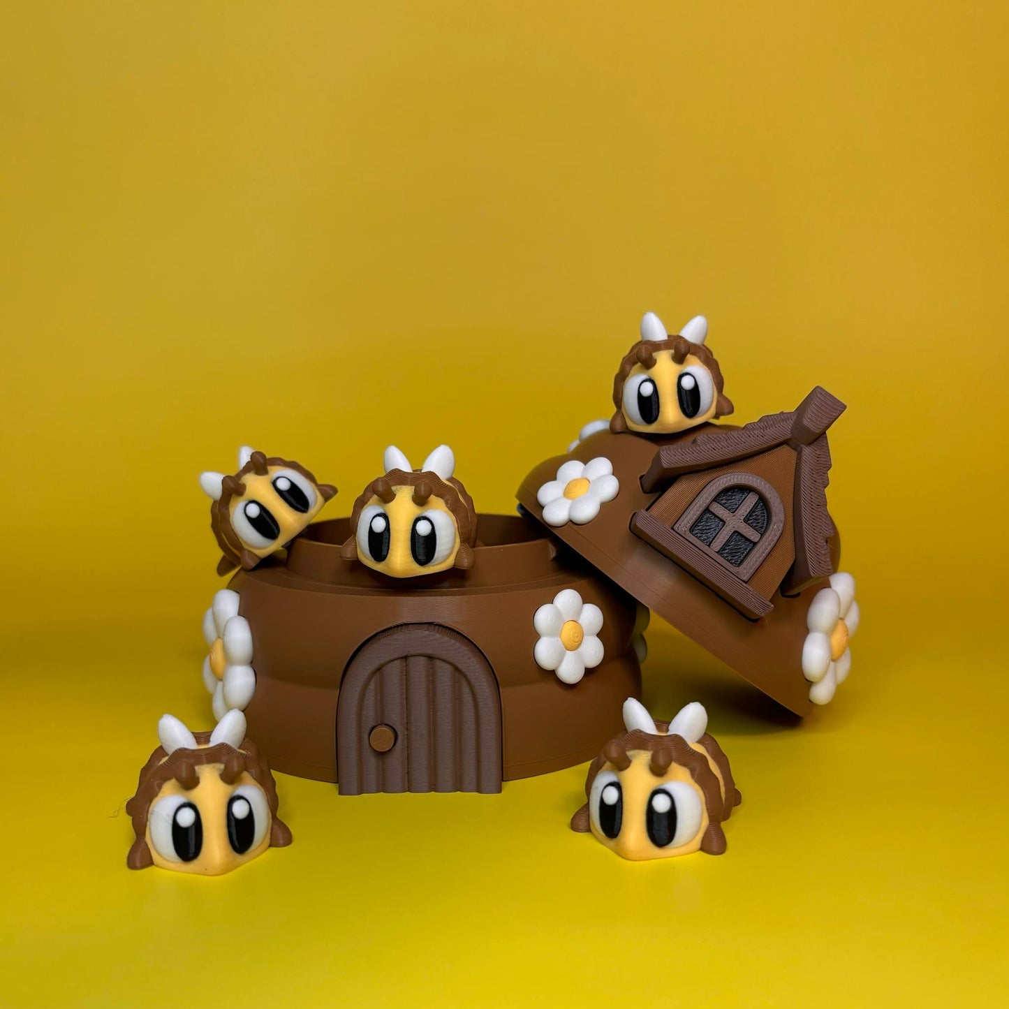 Bee Bungalow Hive w/ 5 bees